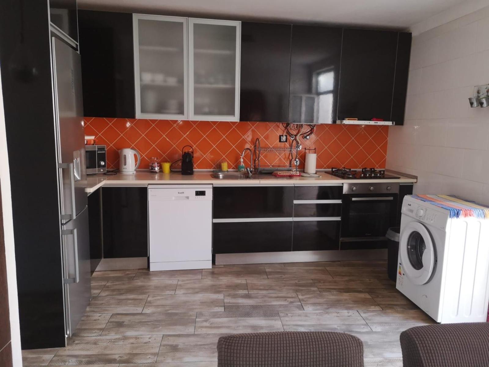 Casa 33 *